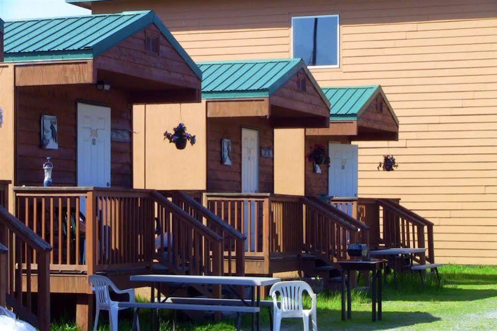 Totem Hotel And Suites Valdez Exterior photo